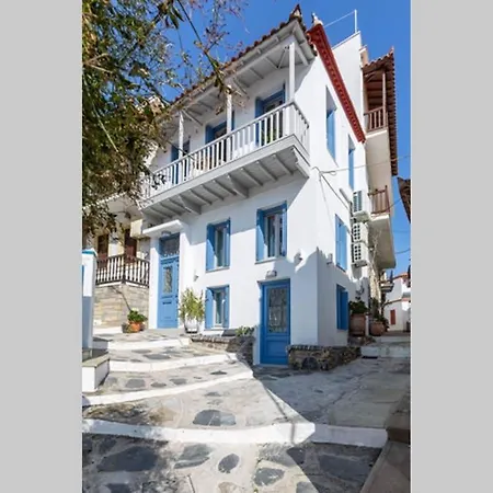 Myrtia House Holiday home *