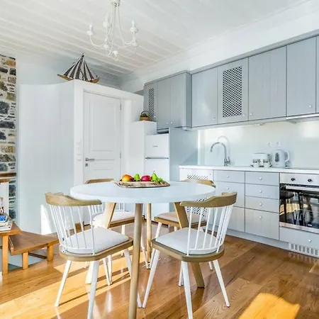 Myrtia House 펜션 스코펠로스 타운