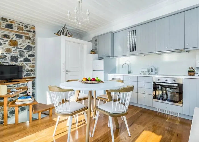 Myrtia House Дом отдыха Скопелос